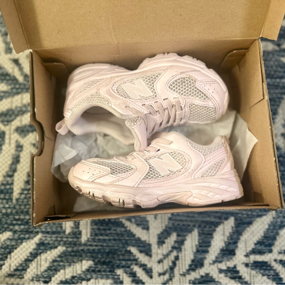 New Balance Kids 530 Bungee girls size 11
